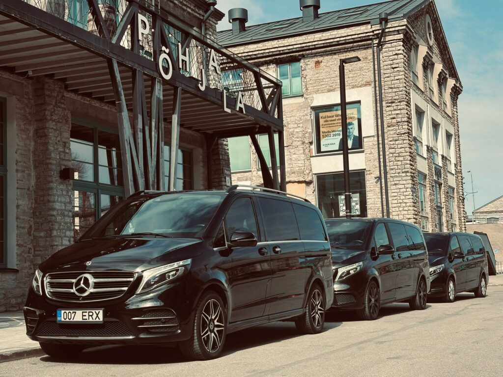 Esindusauto rent koos juhiga